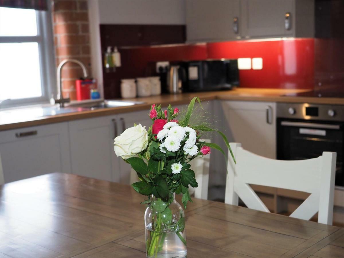 Nellies Shed, Wolds Way Holiday Cottages, 3 bed spacious cottage Cottingham  Esterno foto
